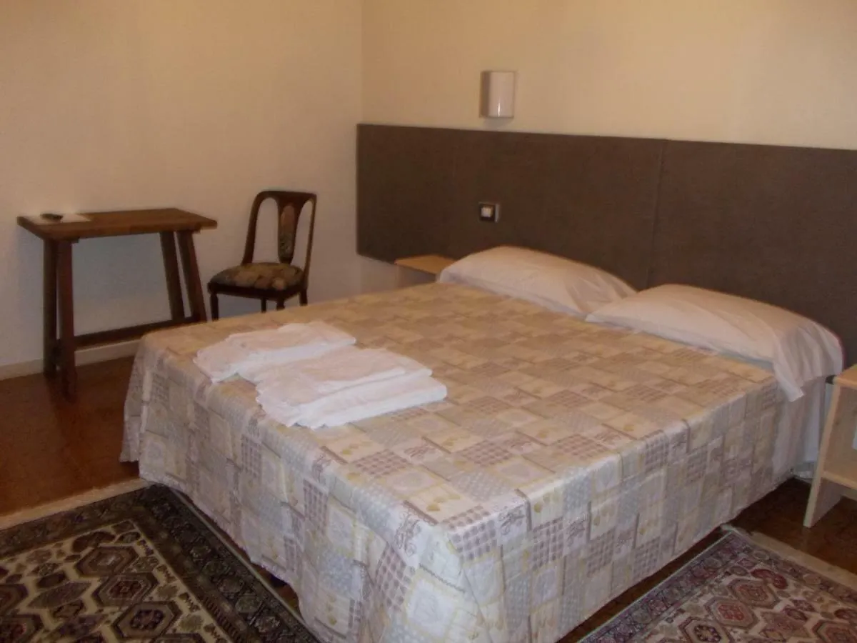 بيت ضيافة فندق Romagnoli 36 فيرونا